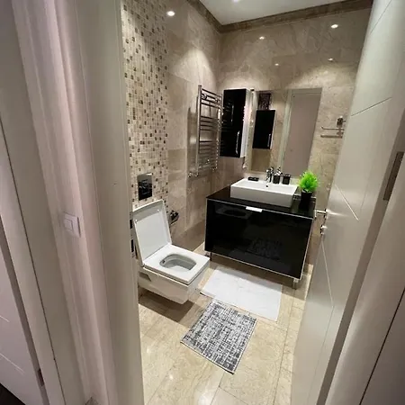 Maslak Mashattan Apartment